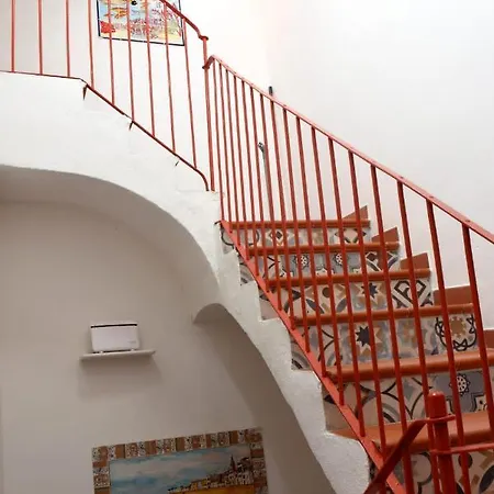 아파트 Old Town Studio Flat 알게로
