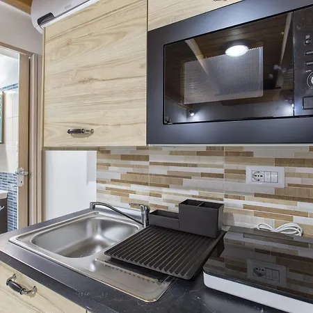 Old Town Studio Flat *